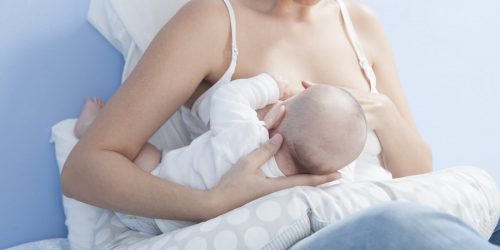 Laktační poradkyně radí: 5 hlavních zásad kojení